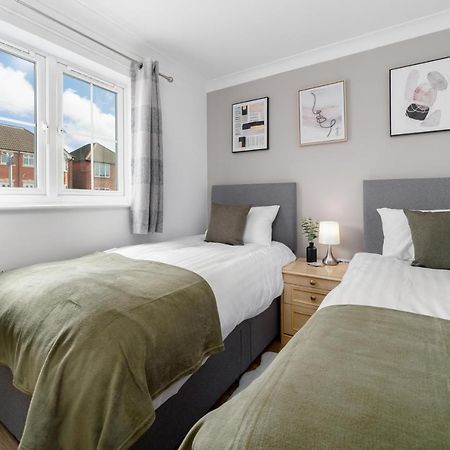 Charming 2Br Ground Floor Flat In Sholing, 11 Mins From City Centre - Recently Set Up With Love Southampton Exteriör bild